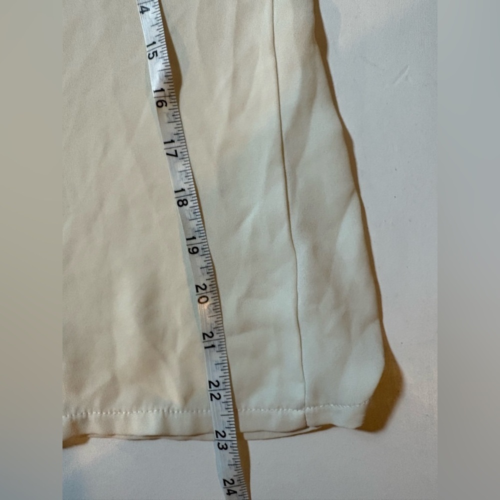 Patagonia Off-White Ruffle Blouse - Picture 3 of 4